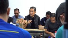 Wabup Supriatna Upayakan Solusi untuk Masalah Kebisingan PLTGU Pemaron Wabup Supriatna Upayakan Solusi untuk Masalah Kebisingan PLTGU Pemaron