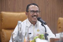 Sekda Suyasa Ajak Seluruh Pihak Bergerak Tuntaskan Perekaman KTP-el Tahun 2025 Sekda Suyasa Ajak Seluruh Pihak Bergerak Tuntaskan Perekaman KTP-el Tahun 2025