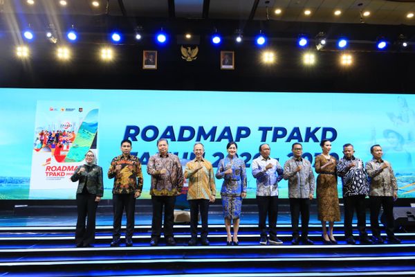 TPAKD Jadi Penggerak Ekonomi Daerah, OJK Luncurkan Roadmap Keuangan Inklusif 2026–2030 TPAKD