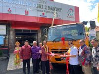 SMK PGRI 2 Badung Dapat Hibah Unit Mitsubishi Fuso untuk Tingkatkan Kompetensi Siswa Otomotif SMK PGRI 2 Badung