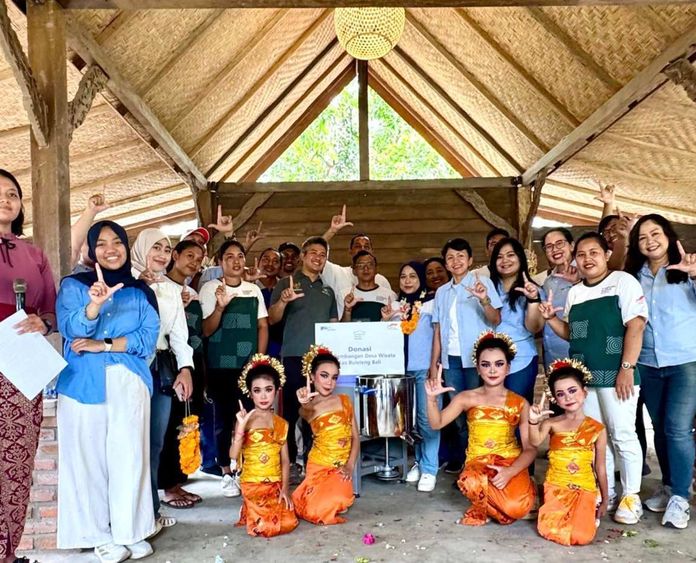 Astra Salurkan Bantuan CSR untuk KBA Desa Les, Dorong UMKM dan Pariwisata Berkelanjutan di Bali