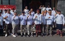 Gerindra Karangasem Pertanyakan Loyalitas Budi Arie Jika Merapat ke Gerindra Gerindra Karangasem Pertanyakan Loyalitas Budi Arie Jika Merapat ke Gerindra