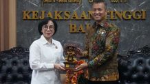 Kolaborasi PLN dan Kejati Bali Dorong Akselerasi Transisi Energi dan Pembangunan Berkelanjutan di Bali Kolaborasi PLN dan Kejati Bali Dorong Akselerasi Transisi Energi dan Pembangunan Berkelanjutan di Bali