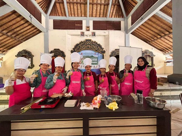 BaliPortalNews_ Maska Pertamina Patra Niaga IT Manggis Dukung Kemandirian Perempuan Pesisir Lewat Program Kencana