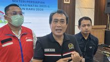 Rakor Satgas Nataru Bahas Kelangkaan BBM Saat Galungan, DPR RI Desak Pertamina Perkuat Stok di Bali (Kiri-Kanan). Sales Area Manager Retail Bali Pertamina Patra Niaga Jatimbalinus, Endo Eko Satryo; Anggota Komisi VI DPR RI, I Gusti Ngurah Kesuma Kelakan (Alit Kelakan); dan Fuel Terminal Manager Sanggaran, Muhammad Riduansyah. Sumber Foto : tis/bpn