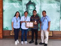 Astra Motor Bali Raih Penghargaan TJSLP 2025 dari Pemkot Denpasar Astra Motor Bali Raih Penghargaan TJSLP 2025 dari Pemkot Denpasar