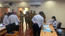 Tes Urine Dadakan, 34 Pegawai BKPSDM Karangasem Negatif, Tiga Berhalangan Hadir Tes Urine Dadakan, 34 Pegawai BKPSDM Karangasem Negatif, Tiga Berhalangan Hadir