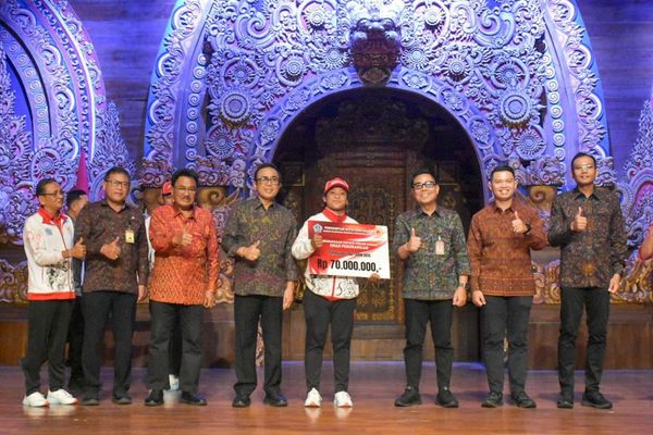 Penyerahan Tali Kasih