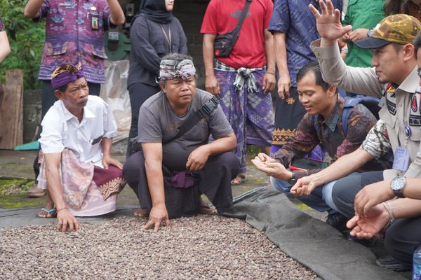 Tim Ahli dan Akademisi Verifikasi Indeks Geografis Kopi Lemukih, Dukung Kopi Lokal Berkualitas Tinggi Tim Ahli dan Akademisi Verifikasi Indeks Geografis Kopi Lemukih, Dukung Kopi Lokal Berkualitas Tinggi