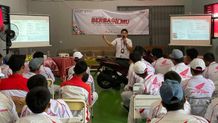AHM Bekali Ribuan Pelajar SMK dengan Teknologi Honda Terbaru AHM Bekali Ribuan Pelajar SMK dengan Teknologi Honda Terbaru