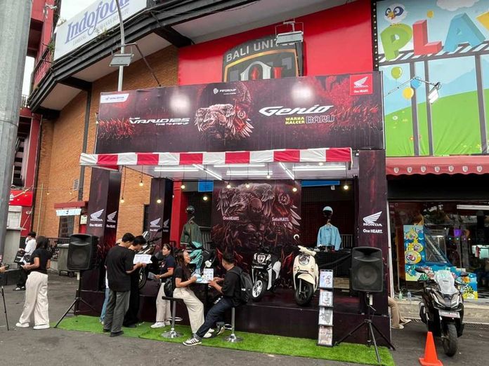 Astra Motor Bali Meriahkan Tribune Voice Bali United