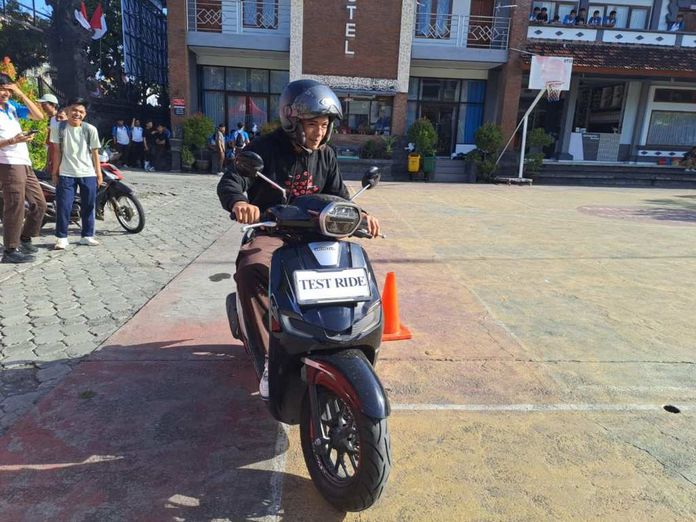 Astra Motor Bali Ingatkan Bahaya Membuka Gas Sambil Menahan Rem, Ini Penjelasannya