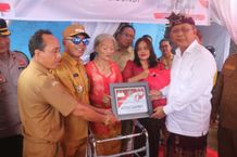 Momentum Hari Ibu, Pemkab Buleleng Rehab Rumah Warga Lansia di Kelurahan Liligundi Momentum Hari Ibu, Pemkab Buleleng Rehab Rumah Warga Lansia di Kelurahan Liligundi