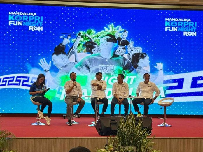 Sensasi Lari Berbalut Keelokan Alam pada Ajang Mandalika KORPRI Fun Night Run 2025