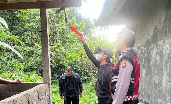 Kawil di Desa Rendang Tewas Gantung Diri