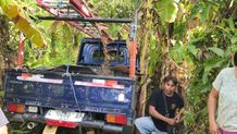 Pick Up Sebabkan Kecelakaan Beruntun di Jalur Sidemen, Kerugian Capai Rp9,6 Juta Pick Up Sebabkan Kecelakaan Beruntun di Jalur Sidemen, Kerugian Capai Rp9,6 Juta