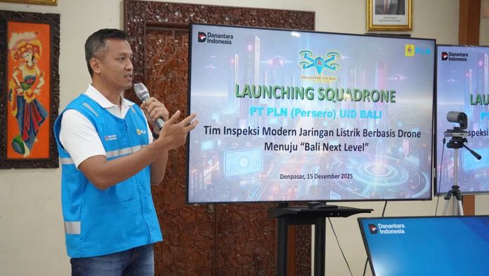 General Manager PT PLN (Persero) UID Bali, Eric Rossi Priyo Nugroho memberikan sambutannya saat Launching Squadrone pada Senin (15/12/2025). Sumber Foto : Istimewa