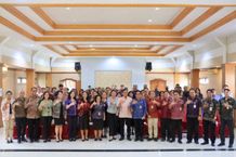 Pj. Sekda Eddy Mulya Buka Rakor Optimalisasi PPID, Tekankan Kolaborasi dan Sinergitas Informasi Publik Pelaksanaan Rakor Optimalisasi PPID yang dibuka Pj. Sekda Kota Denpasar, I Gusti Ngurah Eddy Mulya, Selasa (23/12/2025) di Gedung Wanita Santhi Graha Denpasar. Sumber Foto : Istimewa