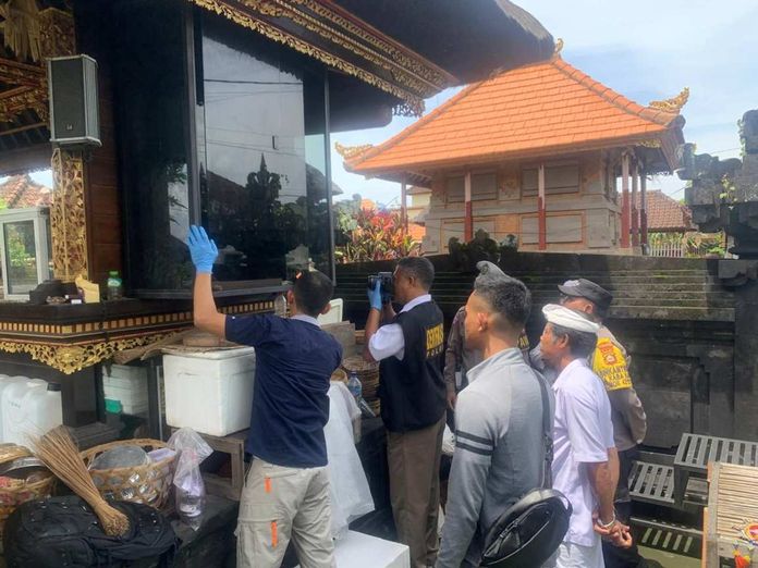 Raib, Ribuan Keping Uang Kepeng Kuno di Pura Desa Kabakaba