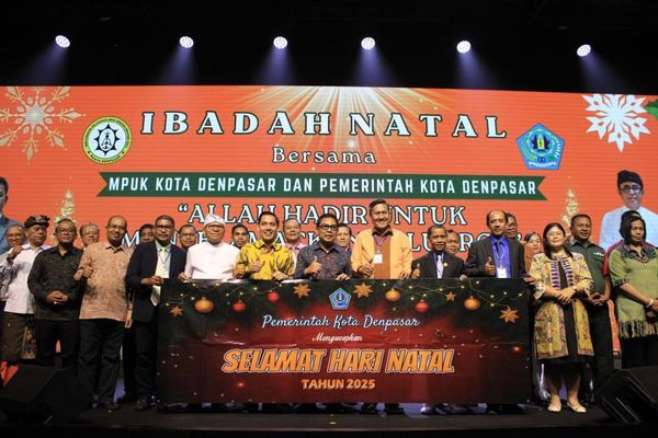 Perayaan Hari Natal Perayaan Hari Natal