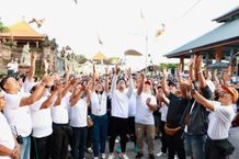 Wawali Arya Wibawa Apresiasi Jalan Sehat HUT Ke-39 LPD Desa Adat Pohgading dan Dorong LPD Hadapi Era Digital LPD Desa Adat Pohgading