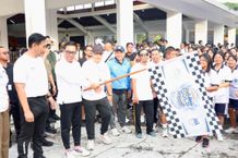 Wawali Arya Wibawa Resmi Lepas Funwalk Reuni Akbar SMAN 5 Denpasar, Pererat Silaturahmi dan Dorong Pembangunan Reuni Akbar SMAN 5 Denpasar