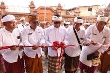 Wali Kota Jaya Negara Hadiri Karya Melaspas dan Resmikan Bangunan SMPN 17 Denpasar Karya Melaspas dan Peresmian