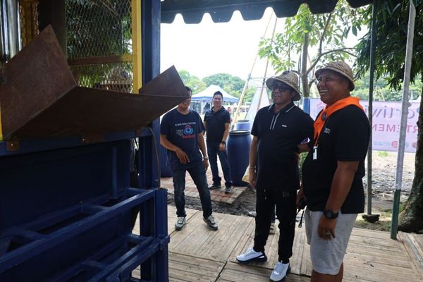 Kelola Sampah Denfest 2025 Secara Mandiri