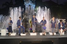 Fashion Show Denfest 2025 Tampilkan Karya Desainer Lokal dan Produk Unggulan UMKM/IKM Fashion Show Denfest 2025