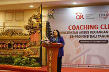 Gelar Coaching Clinic TPAKD 2025, OJK Bali Siapkan Arah Akses Keuangan Daerah Berkelanjutan Kepala OJK Provinsi Bali, Kristrianti Puji Rahayu menegaskan bahwa Coaching Clinic TPAKD menjadi sarana memperkuat sinergi dan peran daerah dalam mempercepat akses keuangan yang inklusif dan aman bagi masyarakat.