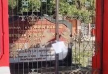 Dua SD Negeri di Kubutambahan Disegel, Kegiatan Belajar Mengajar Terpaksa Dialihkan secara Daring Penyegelan