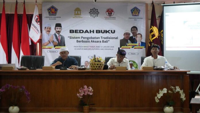 BaliPortalNews_ Aksara Bali Seminar Bedah Buku Sistem Pengobatan Tradisional Berbasis Aksara Bali Perkuat Perspektif Kesehatan Holistik Berlandaskan Kearifan Lokal