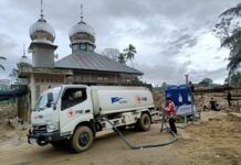 Astra Salurkan Bantuan Tenda Darurat, Instalasi Air Bersih, Fasilitas Sanitasi dan Revitalisasi Ambulans untuk Dukung Penanganan Pascabencana di Sumatra Salah satu lembaga kemanusiaan mendukung pendistribusian air bersih di lokasi terdampak bencana, dengan memanfaatkan sejumlah truk tangki air yang sebelumnya telah didonasikan Astra.