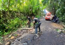 BMKG Ingatkan Potensi Cuaca Ekstrem, Warga Tabanan Diimbau Tingkatkan Kewaspadaan BMKG Ingatkan Potensi Cuaca Ekstrem, Warga Tabanan Diimbau Tingkatkan Kewaspadaan