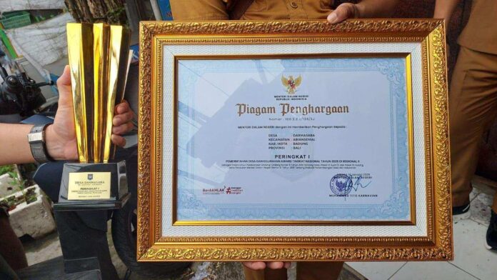Darmasaba Raih Peringkat Terbaik I Lomba Administrasi Tata Kelola Pemerintahan Desa Tingkat Nasional