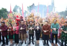 Kota Denpasar ‘Melepas Matahari 2025’ dengan Sajian Pementasan Budaya Kota Denpasar 'Melepas Matahari 2025' dengan Sajian Pementasan Budaya