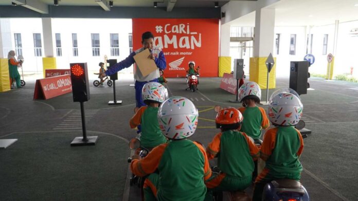 Inovasi Edukasi Instruktur Safety Riding Astra Honda Raih Pengakuan Internasional