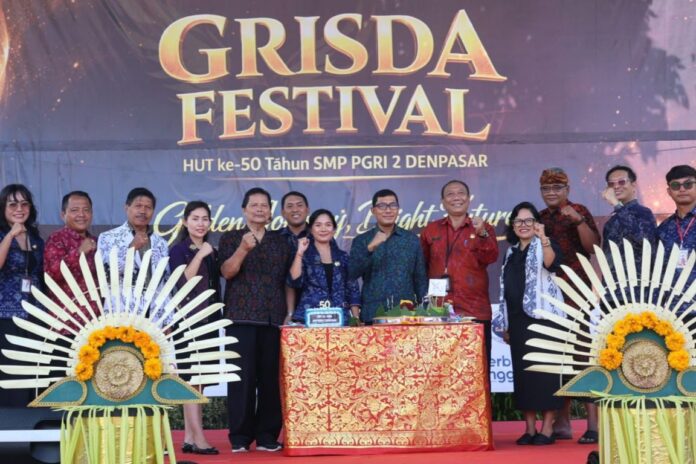 HUT Ke-50 SMP PGRI 2 Denpasar HUT Ke-50 SMP PGRI 2 Denpasar