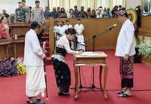 Ketua DPRD Bali Lantik Komang Dyah Setuti sebagai Anggota DPRD Bali PAW Periode 2024–2029 Anggota DPRD Bali PAW