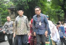 Wawali Arya Wibawa Hadiri Parade Budaya Bhakti Pertiwi Widyalaya, Komitmen Perkuat Pendidikan Hindu Wujudkan Generasi Unggul dan Berkarakter Wakil Wali Kota Denpasar, I Kadek Agus Arya Wibawa saat menghadiri Parade Budaya Bhakti Pertiwi Widyalaya yang digelar Ditjen Bimas Hindu Kementerian Agama RI dan dibuka langsung Menteri Agama RI, KH. Nasaruddin Umar di Jaba Pura Agung Jagatnatha Denpasar, Jumat (13/2/2026). Sumber Foto : Istimewa