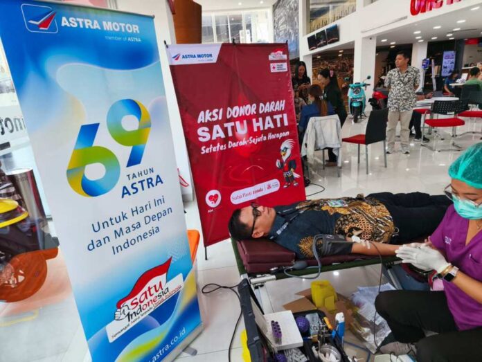 BaliPortalNews_ Donor Darah Semarak HUT ke-69 Astra, Astra Motor Bali Gelar Donor Darah dan Pemeriksaan Kesehatan Gratis