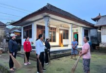 Bangli Giatkan Kembali Tradisi Kulkul, PKK dan Posyandu Bersatu dalam Gerakan Kebersihan Lingkungan Bangli Giatkan Kembali Tradisi Kulkul, PKK dan Posyandu Bersatu dalam Gerakan Kebersihan Lingkungan
