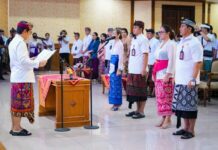 Bupati Adi Arnawa Lantik 234 Pejabat Pemkab Badung Bupati Wayan Adi Arnawa saat melantik dan mengambil sumpah jabatan 234 pejabat di lingkungan Pemkab Badung, Rabu (11/2/2026). Sumber Foto : Istimewa