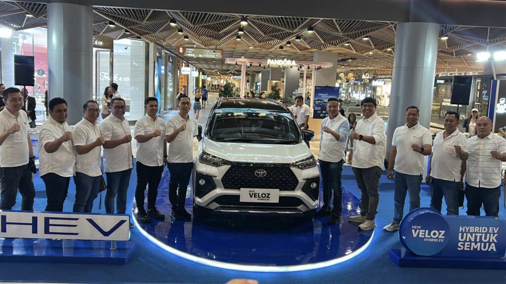 Regional Launching Toyota New Veloz Hybrid EV di Living World Denpasar, Kamis (5/2/2026). Sumber Foto : tis/bpn