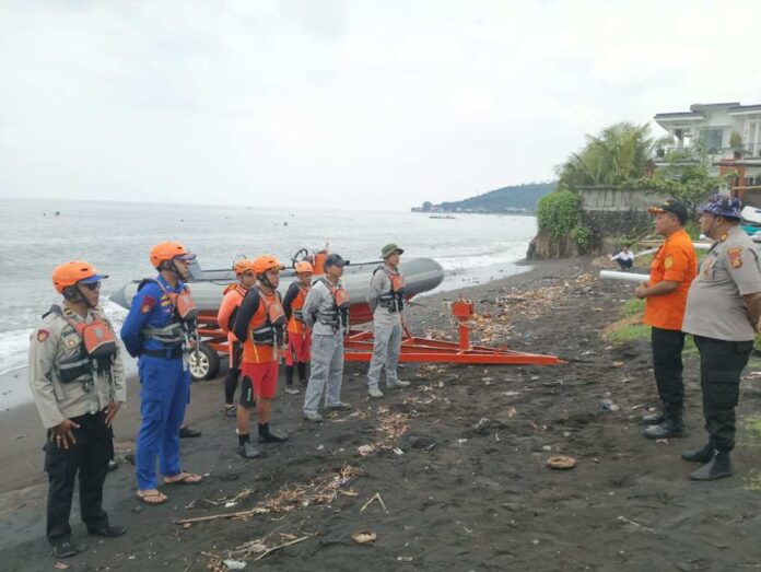BaliPortalNews_ Nelayan Nelayan Lansia Asal Karangasem Dilaporkan Hilang Saat Melaut di Perairan Amed
