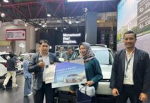 Dari Balik Kemudi The All New Carens, Pengunjung IIMS Banyak yang Langsung SPK Dari Balik Kemudi The All New Carens, Pengunjung IIMS Banyak yang Langsung SPK