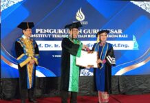ITB STIKOM Bali Akhirnya Punya Guru Besar ITB STIKOM Bali Akhirnya Punya Guru Besar