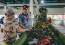 Stop Insinerator, Karangasem Resmi Beralih ke Pengolahan Sampah Tanpa Pembakaran Bupati Karangasem, I Gusti Putu Parwata saat meninjau langsung Tempat Pembuangan Akhir (TPA) Linggasana, Banjar Dinas Butus, Selasa (10/2/2026). Sumber Foto : Istimewa