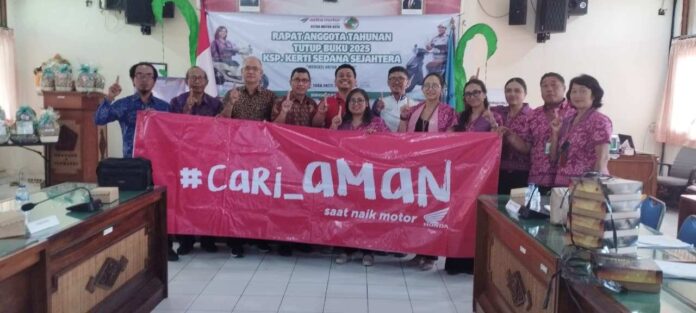 BaliPortalNews_ safety riding Astra Motor Bali Edukasi Safety Riding Anggota Koperasi Kerti Sedana Sejahtera