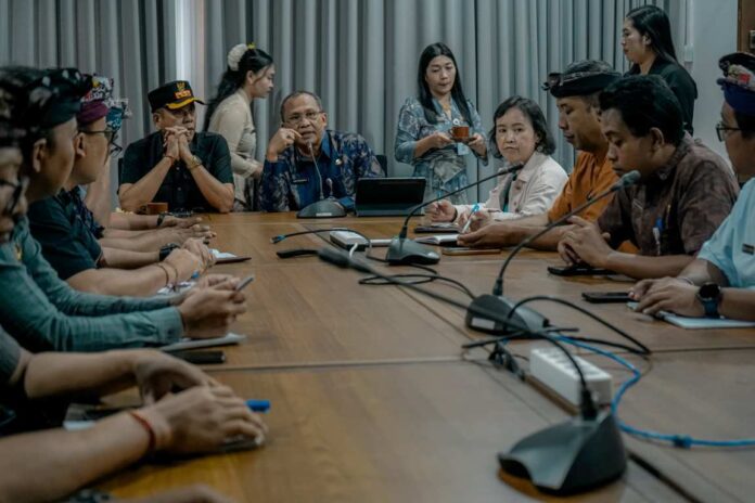 Bupati Gus Par Turun Langsung ke BPKAD, Kinerja Keuangan Daerah Jadi Perhatian Serius